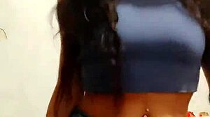 what's up with luna being all feliz y alocada with her curvy big ass?