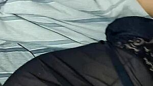 Бременната ми жена на шестия месец част 1 с анал криъмпай и домашно оргазъм