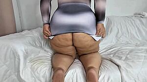 Who Wants to Fuck My Fat Ass Latina Housewife with Huge Pussy Lips