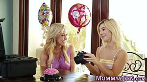 Oh yeah, this lesbian MILF is getting her pussy eaten out good!