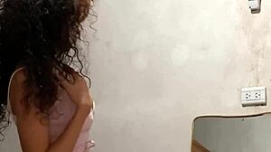 Intimate video of Mexican teacher Alexia leaks