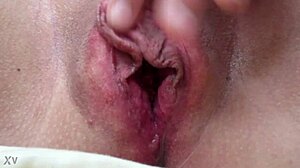 I masturbate my pussy again with fingering