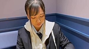 Asian teen rides cowgirl to orgasm 😈