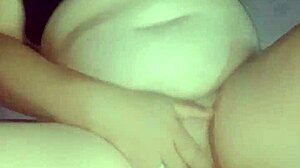 orgasmo extra medi se masturba luego de coger with fingering close-up pov