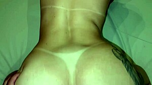 NA FESTA DE SWING REDHEAD LATINA SUCKS BIG COCK OUTDOOR IN AMATEUR PUBLIC BLOWJOB WITH BIG TITS BOUNCING