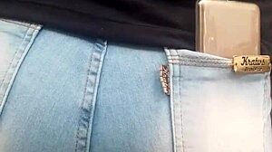 That brunette's ass looks amazing in jeans at the market 😏