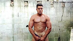 Yuri Gaúcho - Bodybuilder Shows Off Horny Side With Impressive Cumload