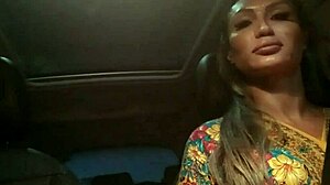 Estava procurando pau preto na rua, achei e me acabei de tanto gozar