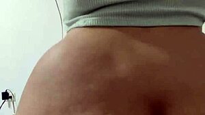 latina shakes her big ass in intriguing homemade amateur video