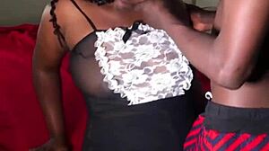 my room mate is a boy and i love his cock today that my boyfriend traveld...