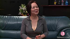 Hey, wanna see forty-year-old wife Akiko Nishina's AV debut with blowjob, doggystyle, and cumshot action?