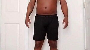 Solo masturbation session sharing generous body fluids online for free