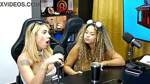 a novinha mostrou a buceta no meio do podcast tava molhadinha o barraco pegou fogo 🔥