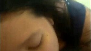 Colombian slut Deissyeraldine sucks cock swallows cum facial