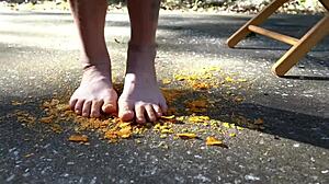 raven rogue sucks aria nicole's bare feet in naughty massage backstage 😏👅🦶