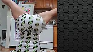 her big ass twerks wildly in casual fun