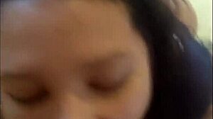 Colombian slut Deissyeraldine sucks cock swallows cum facial