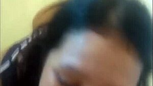 Colombian slut Deissyeraldine sucks cock swallows cum facial