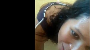 Colombian slut Deissyeraldine sucks cock swallows cum facial