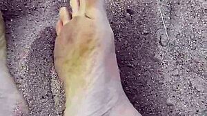 Hey, feeling these bare feet in sand nature foot fetish vibes 🏖️👣