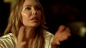 Ryan McLane Cheats With Milf Nicole Aniston Riding Fantasies