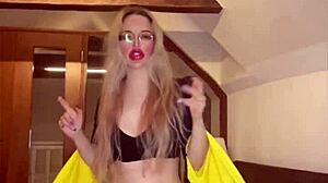 i'm yer goddess belly dancer givin' huge bj fetish domination glasses on 😩💋