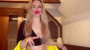 i'm yer goddess belly dancer givin' huge bj fetish domination glasses on 😩💋