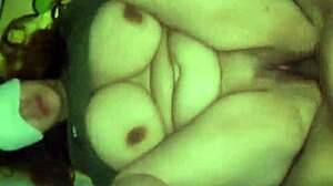 sexo duro con hermosa milf latina... tetas enormes rebotan en missionary... ugh tan chula!