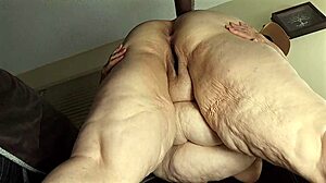 Jamdown26's Fat Arab Hijab BBW Pussy Squirts Fucked Hard