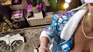 Aimee's Santa Claus cock steals the Christmas close-up fuck show