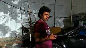 ippadi oru kolutha aunty yaaru vandanu soluvanga da