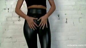 riley reid jerks cocks huge facial cumshot