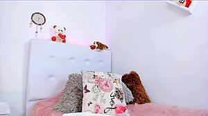 omg my fingers in her wet latina pussy and ass closeup... so horny!