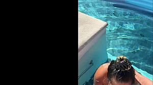 gf gives me that deep public bj right by the infinity pool in costa rica...