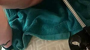 ridin' this sex machine got me shakin' wild