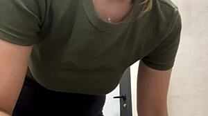 wanna see extreme squirt blast in public gym closeup?