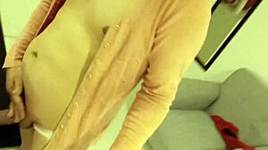 Me and my latina big ass friend cheating on hubbies 🍑🍆🔥