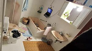 bro, you spied me dildoing in the bath??