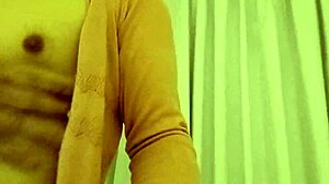 Me and my latina big ass friend cheating on hubbies 🍑🍆🔥