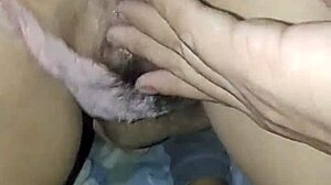 una buena lamida al culo antes de meterla toda!