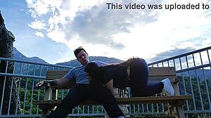 Chupando al Desconocido en la Montaña Brunette Latina