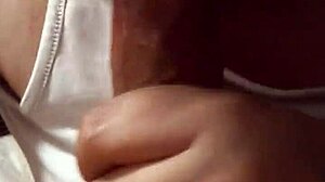 moroccan babe gives sloppy wet blowjob