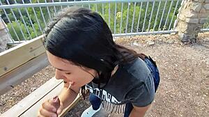 Chupando al Desconocido en la Montaña Brunette Latina