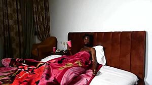 Wanna see this bbw grind her wet pussy on daddy's monster cock till squirting?