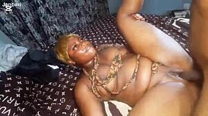 sweet pussy grips cock tight for creamy homemade fuck