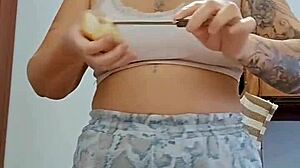 ei quando fico com tesao o farol acende nos meus tits