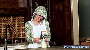 hey jessie rogers you curvy amish slut offering fat body