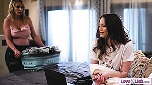 who knew stepmom's big tits hide a gooner side like mine? 🔥🍑