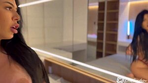 Athletic Curvy Drii Cordeiro Fingers Pussy and Swallows Load