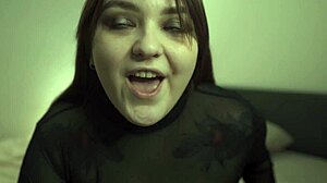 Cum for this strapon milf in heels now!